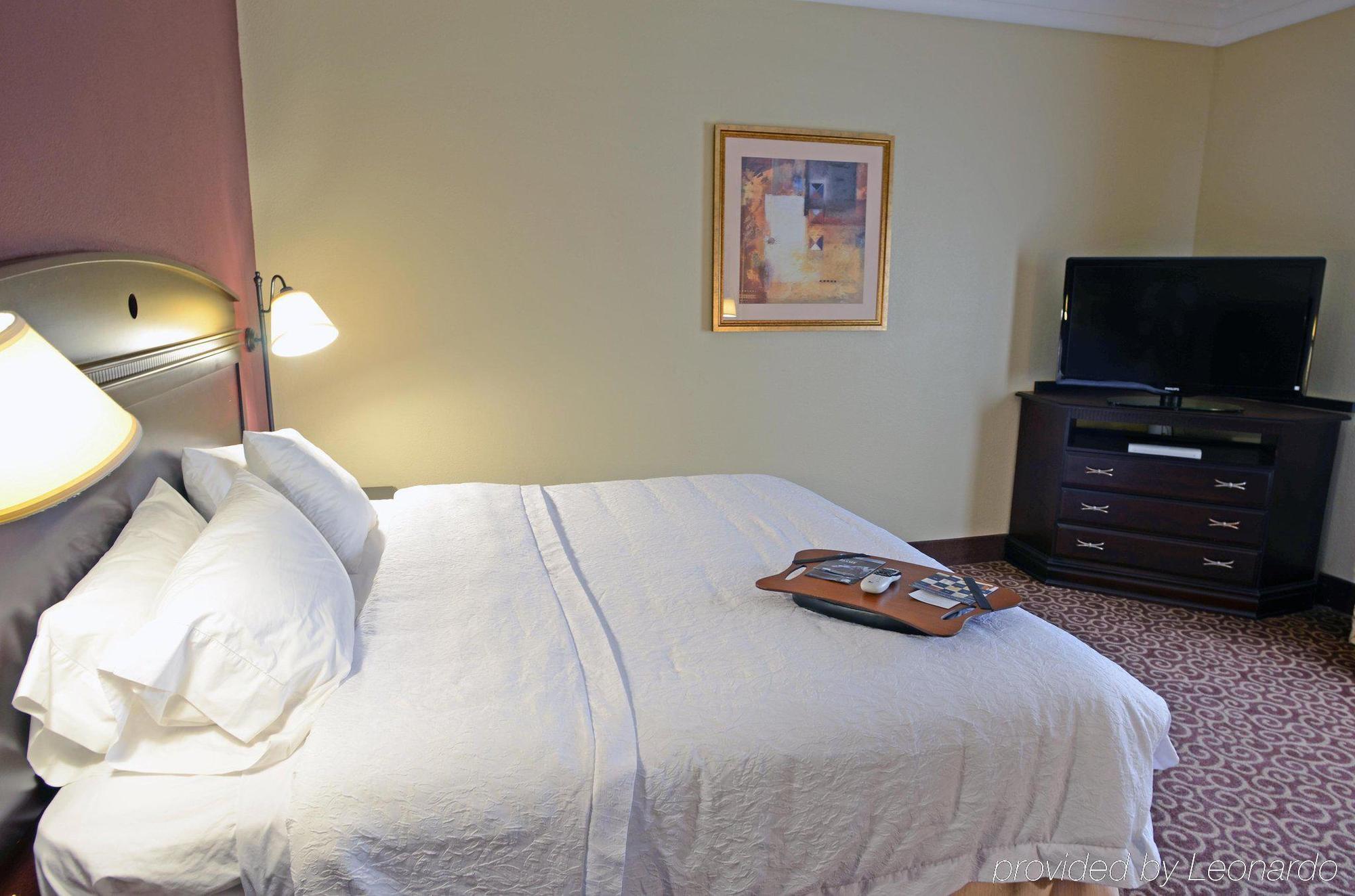 Hampton Inn Видалия Экстерьер фото