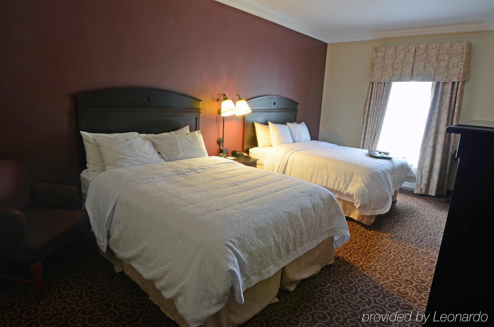Hampton Inn Видалия Экстерьер фото